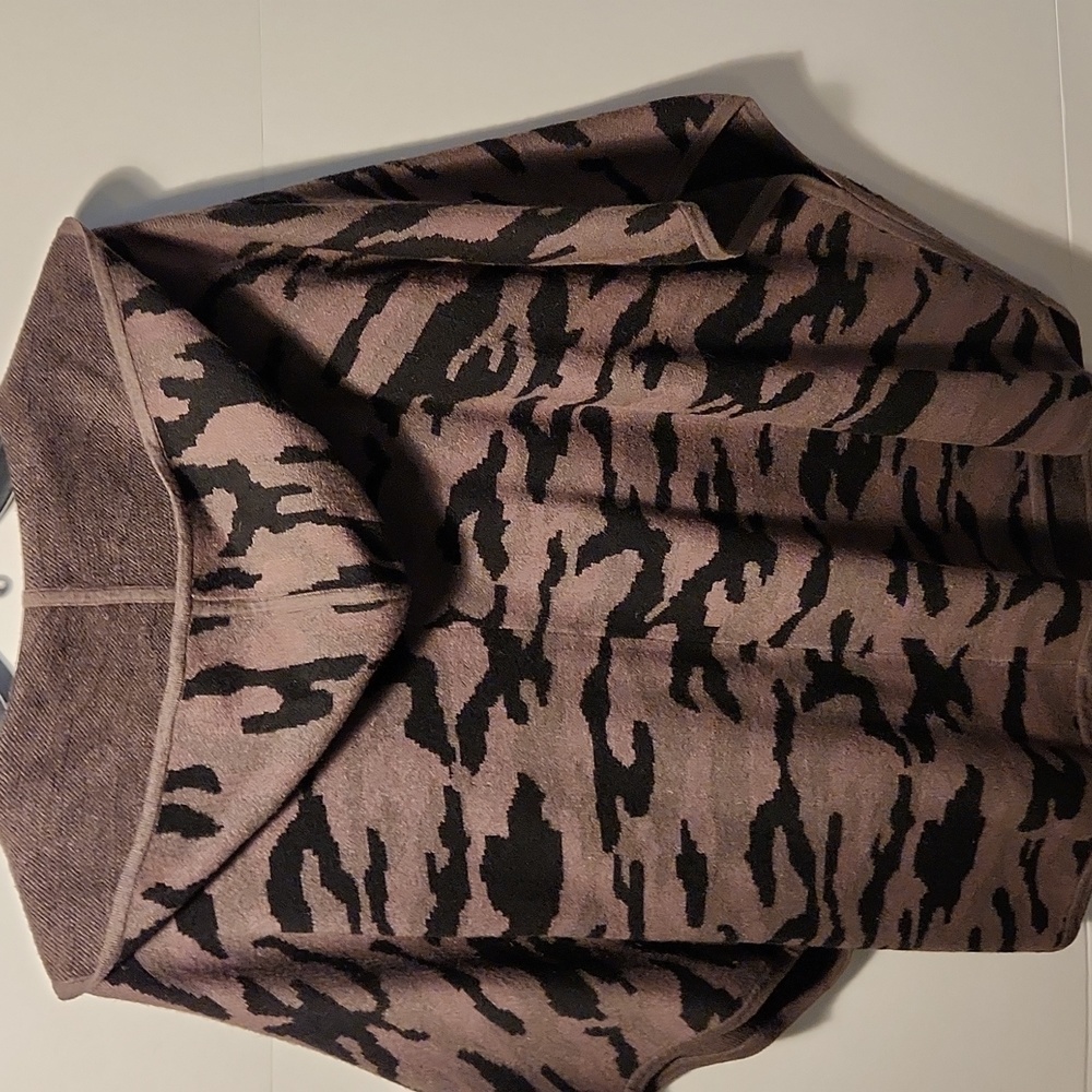 TAHARI S/M - Picture 5 of 5